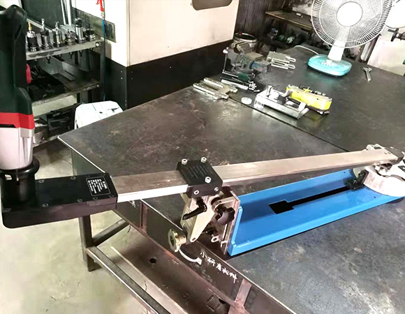 300型鏈條傳動研磨機